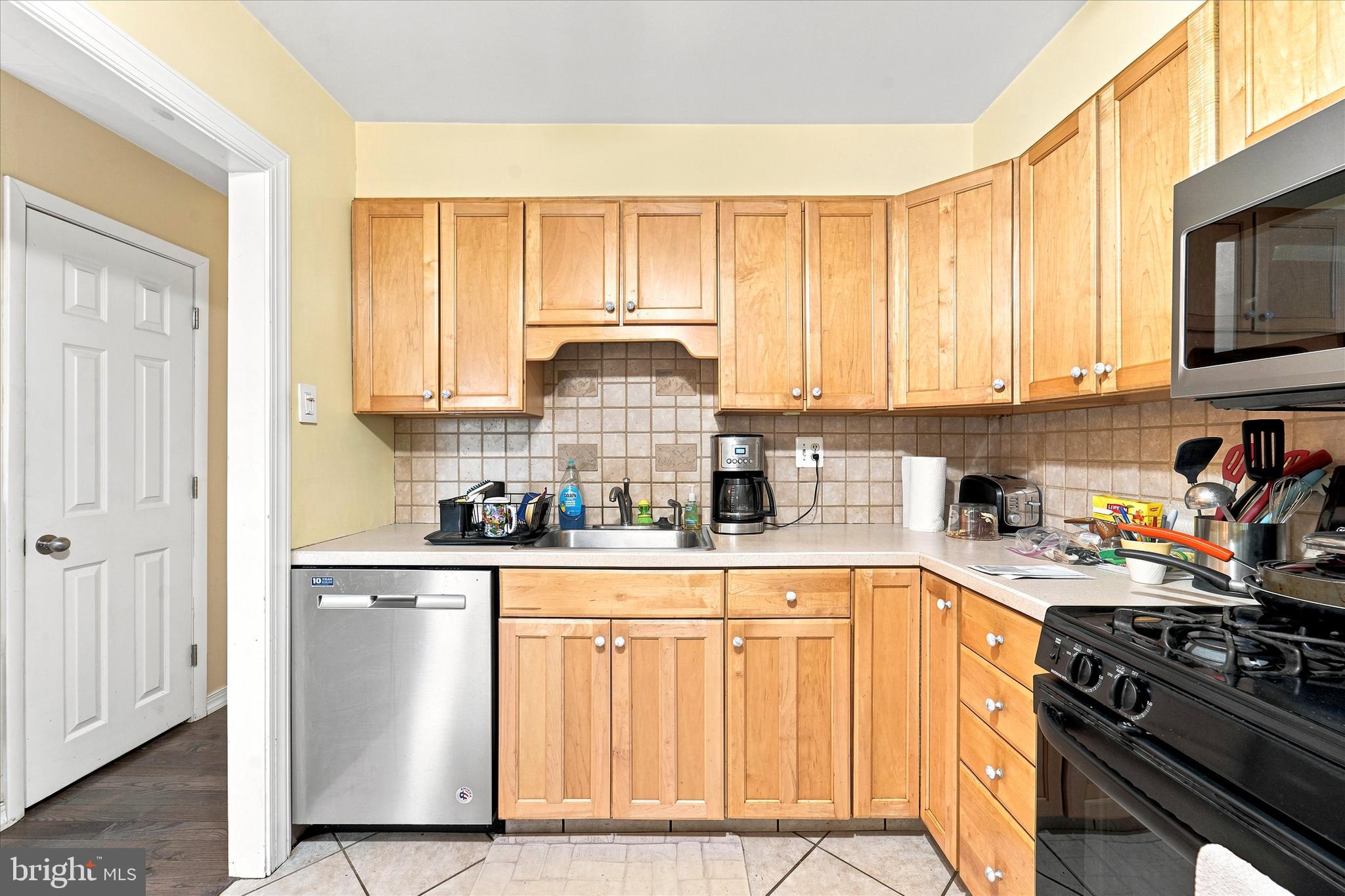 3115 Byberry Road Philadelphia, PA 19154 - Photo 6 of 25 Gallery Image 6