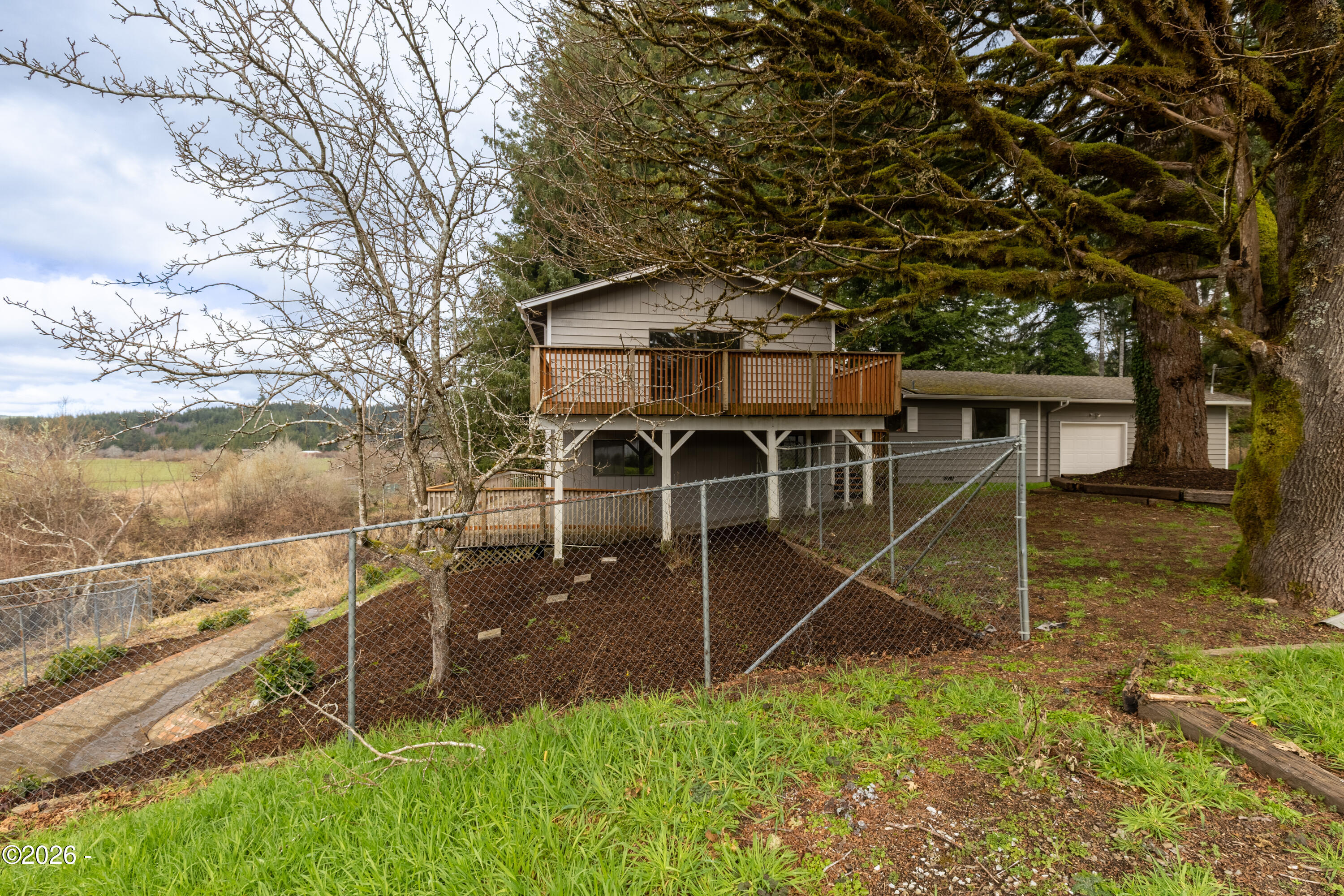 1484 Yasek Loop Toledo, OR 97391 - Photo 42 of 51 1484yasek-5