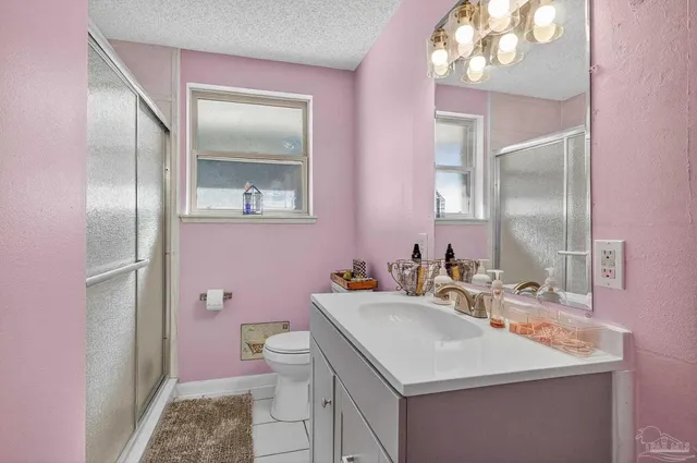 $599,900 | 8 Manor Drive, Pensacola, FL 32507