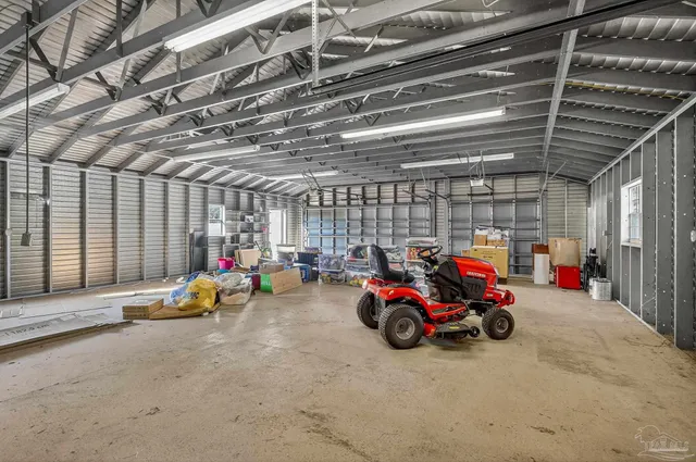 $599,900 | 8 Manor Drive, Pensacola, FL 32507