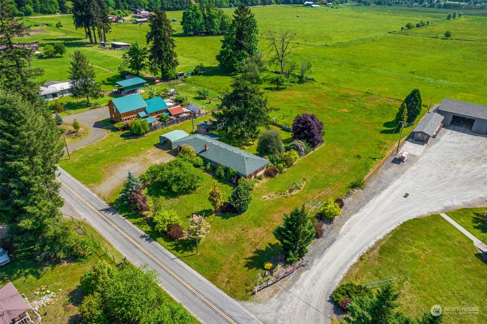 148 Young Road Randle, WA 98377 - Photo 29 of 35 Gallery Image 29