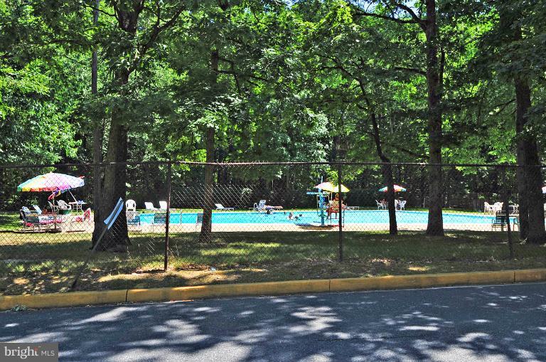 2903 Fallstaff Road, Unit 502 Baltimore, MD 21209 - Photo 5 of 16 Swimming Pool
