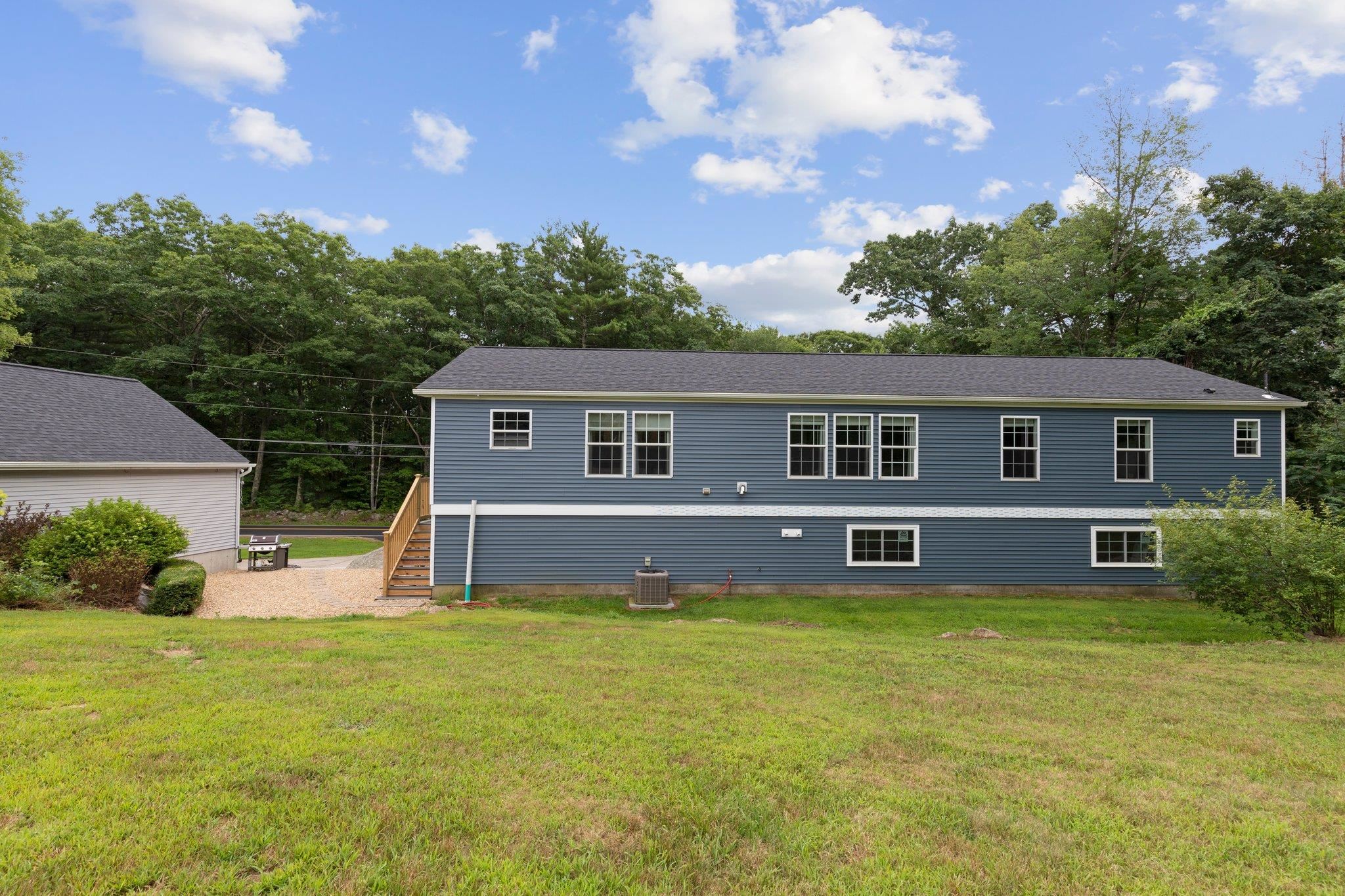24 Hall Road Barrington, NH 03825 - Photo 29 of 40