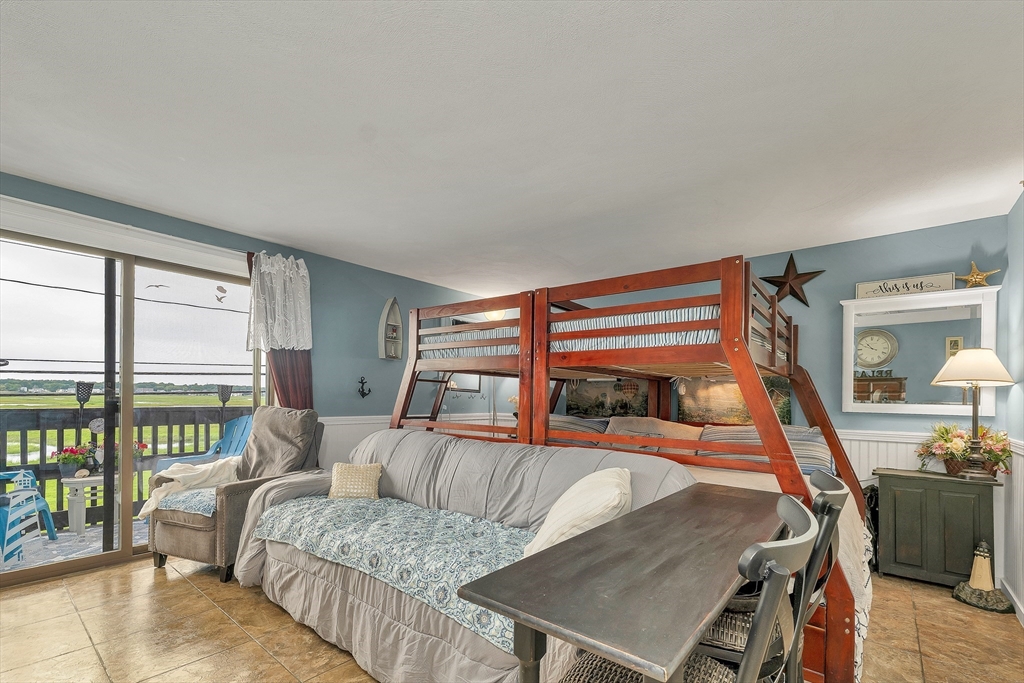 415 Ocean Boulevard, Unit 1E Hampton, NH 03842 - Photo 10 of 20