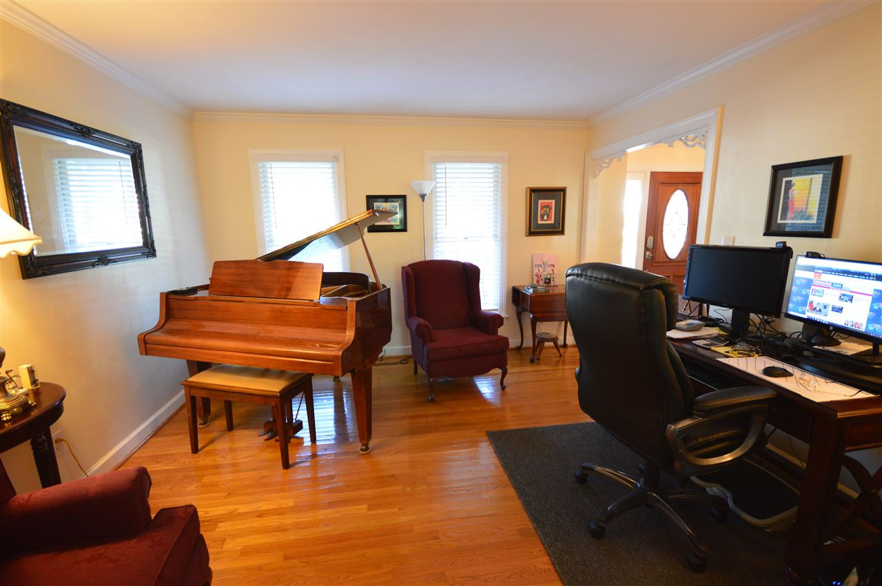 3211 Ridgestone Parkway Durham, NC 27712 - Photo 10 of 30 Living Room