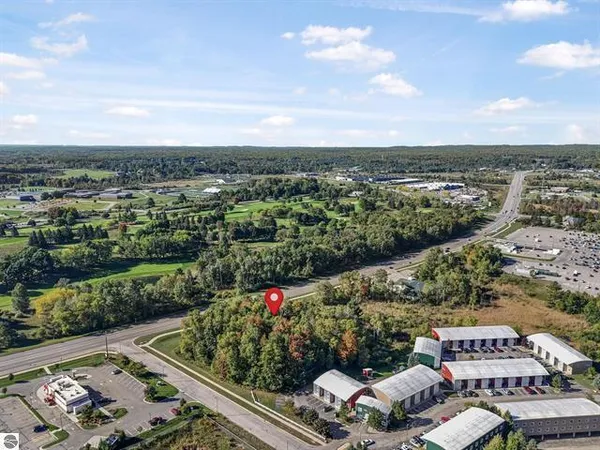 $500,000 | 0 Perry Avenue, Big Rapids, MI 49307