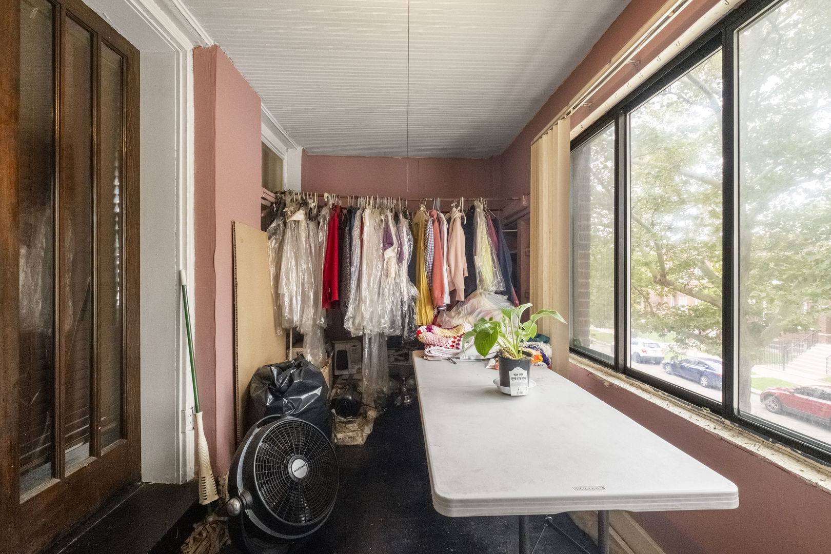 4903 West Rice Street Chicago, IL 60651 - Photo 12 of 17 Gallery Image 12