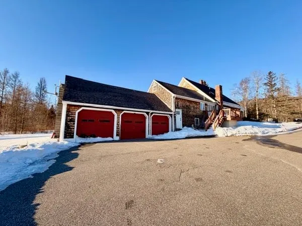 $448,000 | 1376 Presidential Highway, Jefferson, NH 03583