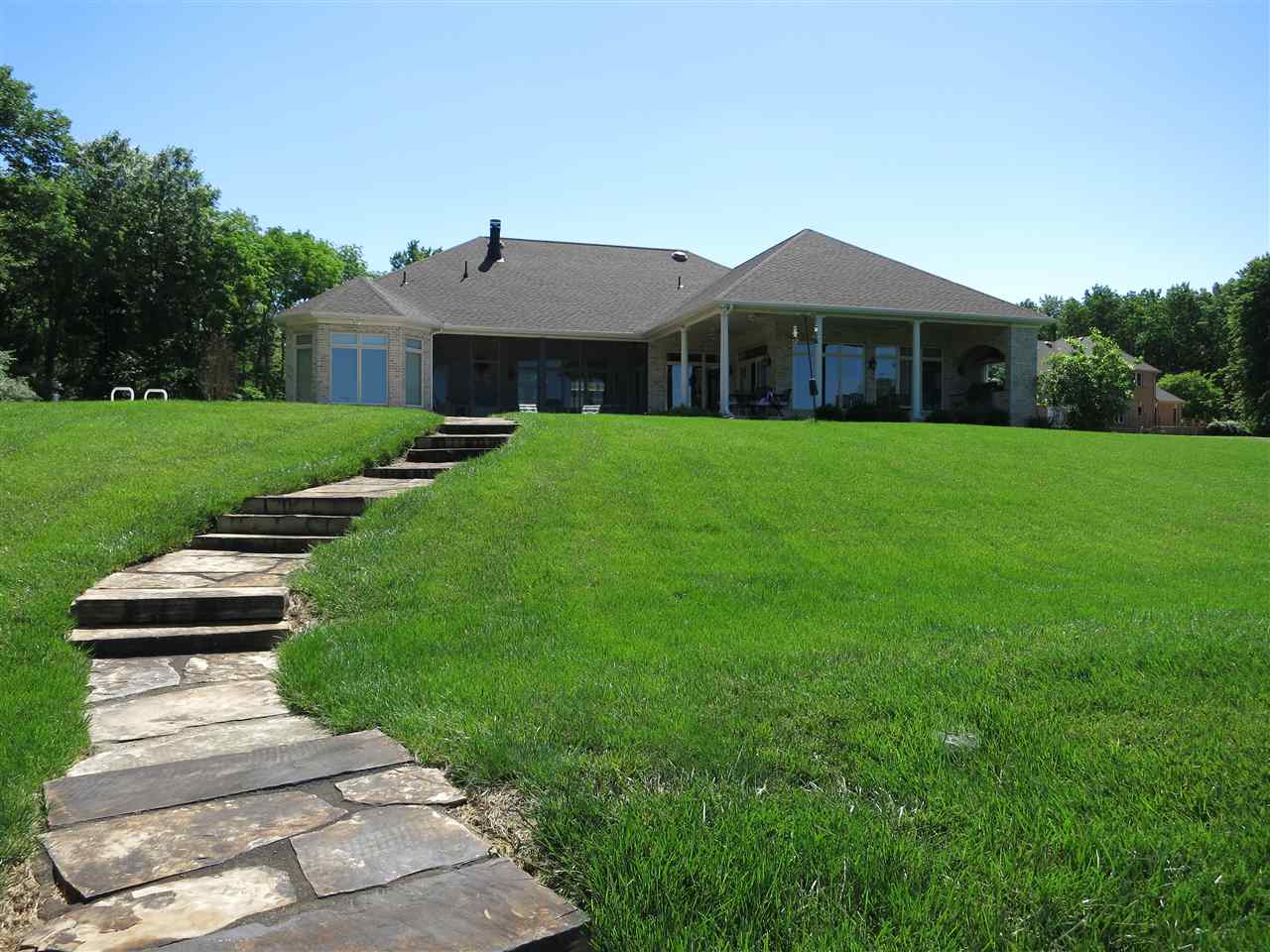 1777 North Center Road Boonville, IN 47601 - Photo 2 of 29 Gallery Image 2