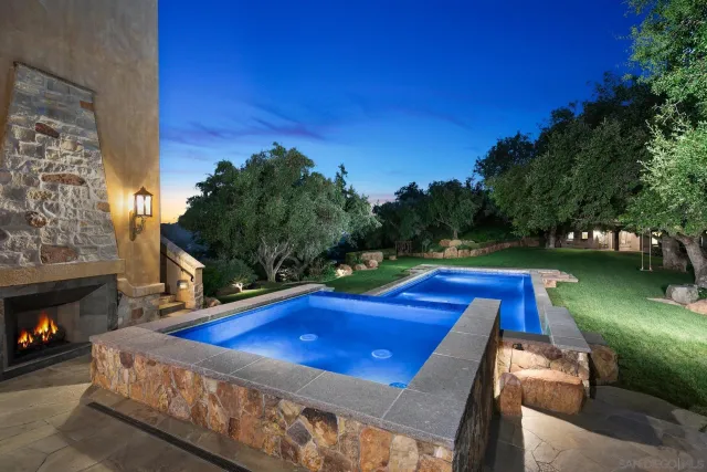 a view of an chairs in backyard