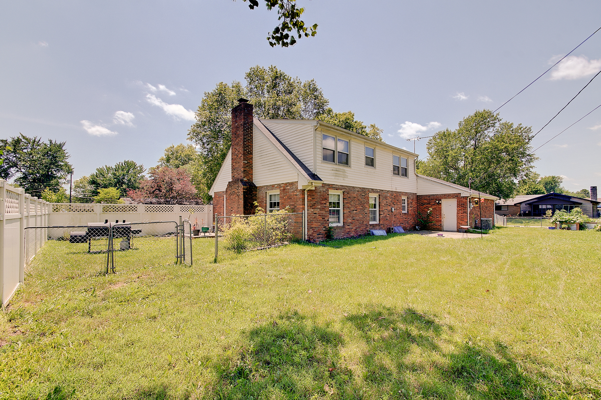 3410 Heritage Road Columbus, IN 47203 - Photo 48 of 48 Gallery Image 48