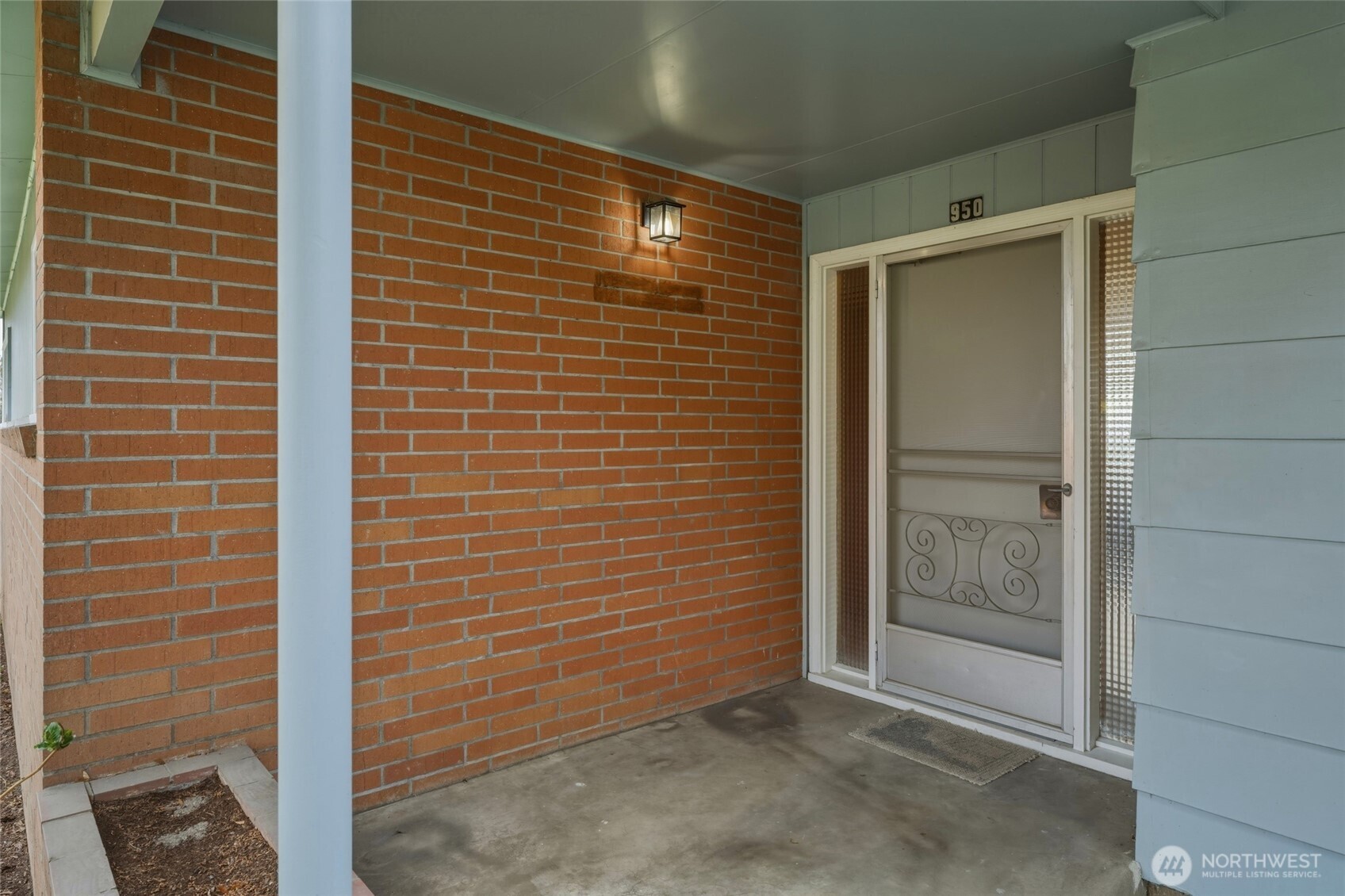 950 Southeast 12th Street College Place, WA 99324 - Photo 4 of 33