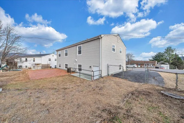a view of a house with a big yard