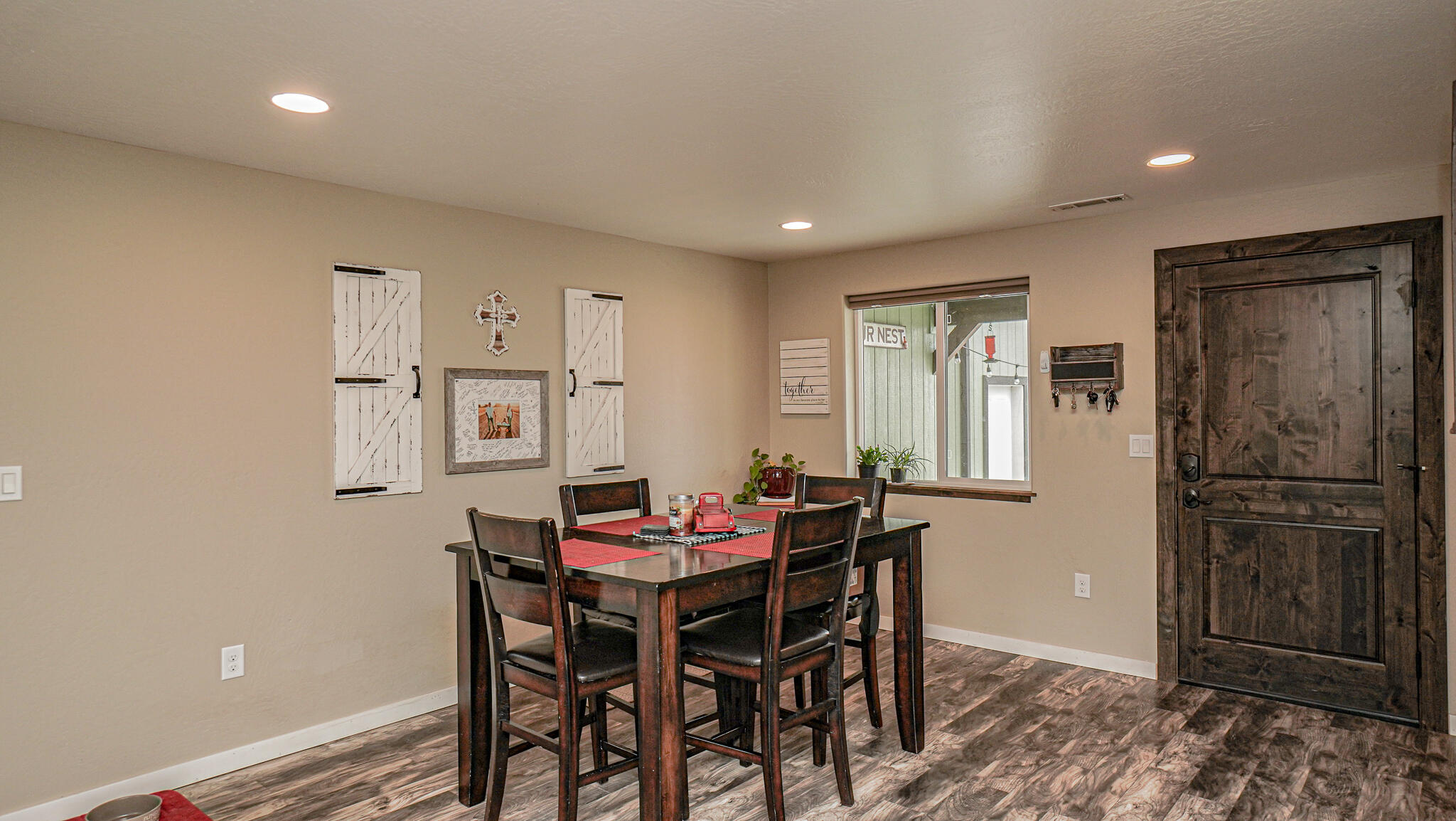 8067 Gold Ray Road Central Point, OR 97502 - Photo 18 of 28 DSC08272