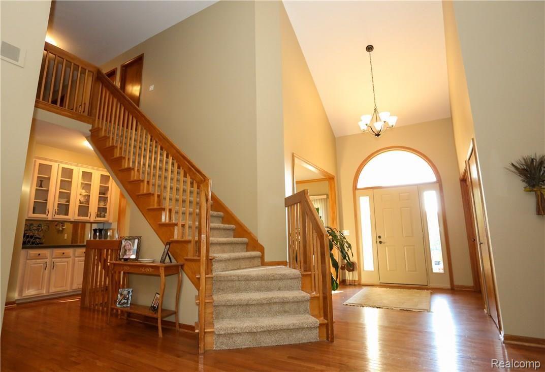4700 Rambling Court Troy, MI 48098 - Photo 4 of 49 Rambling Ct-3.jpg