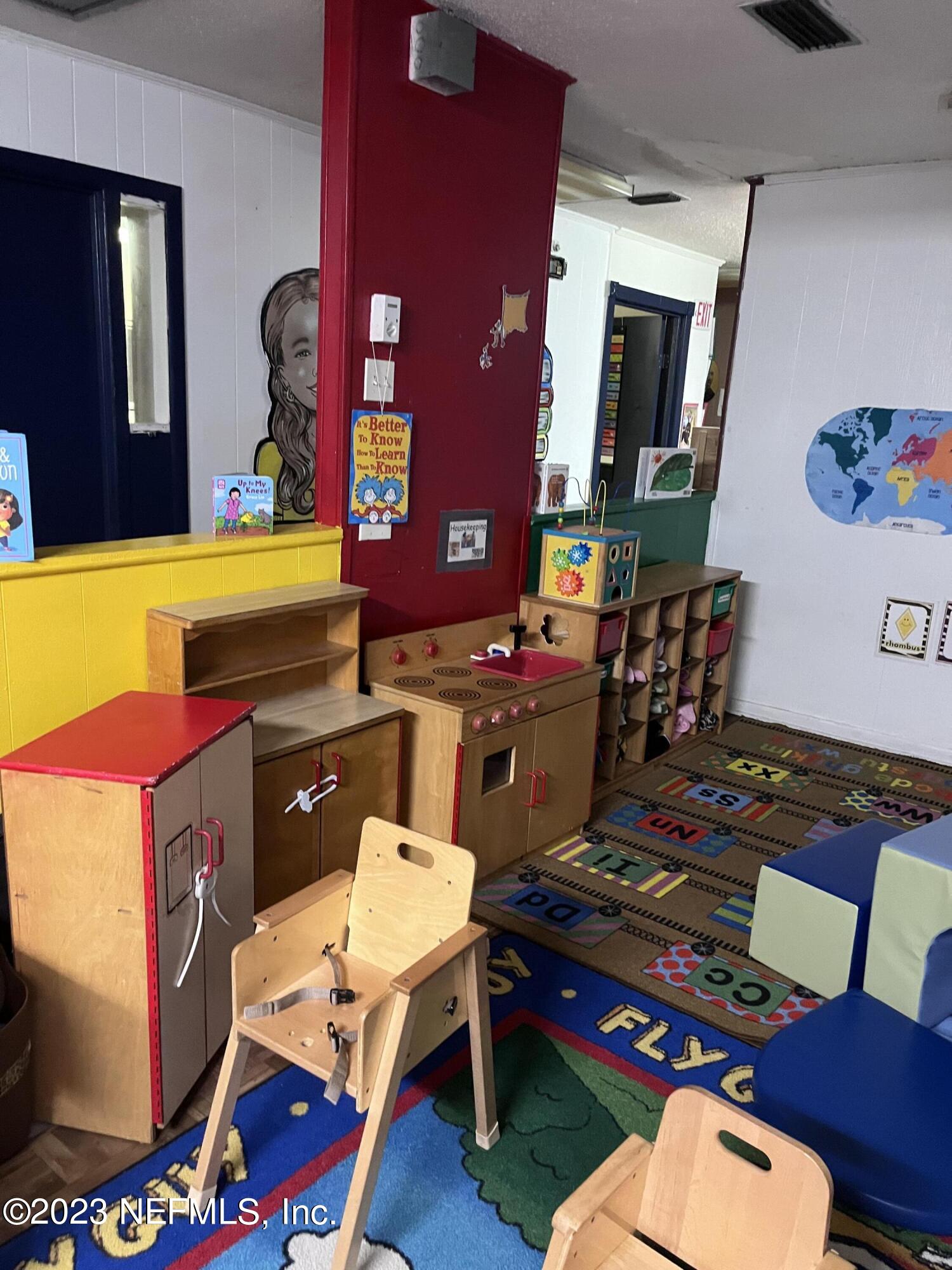 10367 Monaco Drive Jacksonville, FL 32218 - Photo 35 of 49 a room with furniture pool table and window