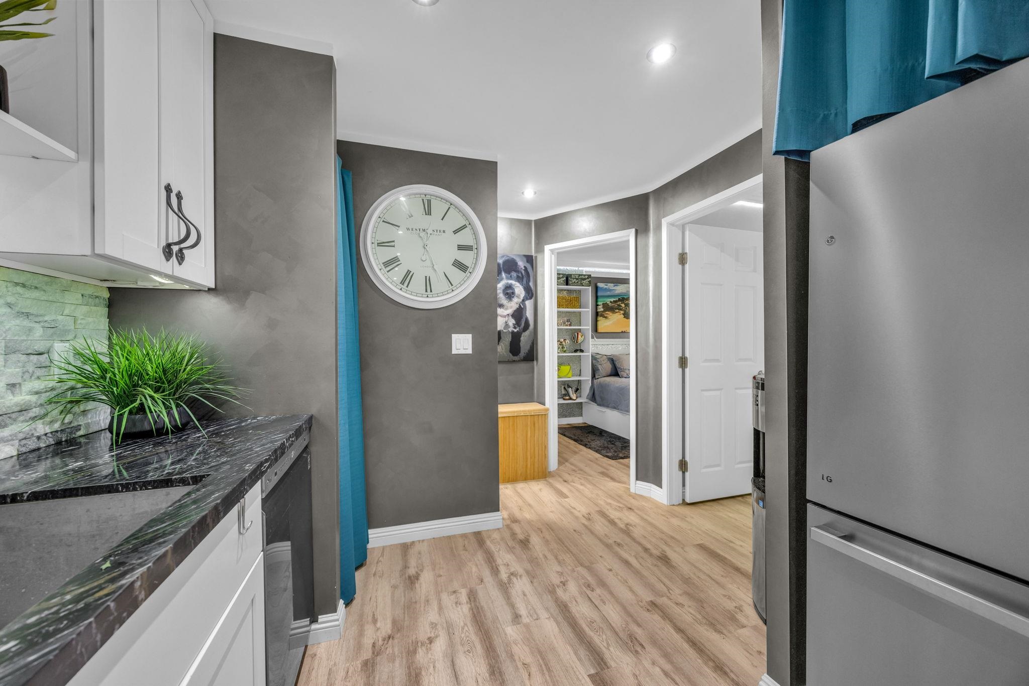 160 Keonekai Road, Unit 13102 Kihei, HI 96753 - Photo 11 of 36 a view of a hallway with elevator
