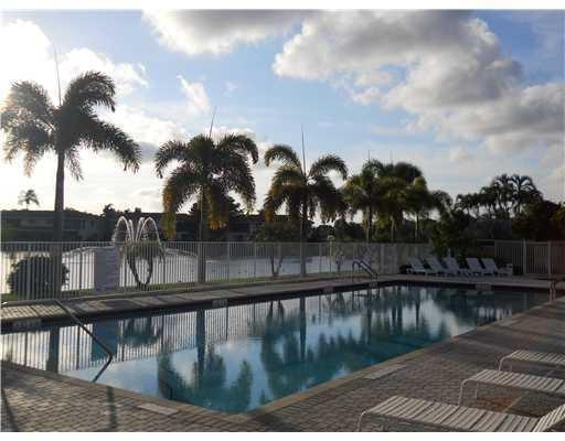8742 Vía Reale, Unit 1 Boca Raton, FL 33496 - Photo 27 of 27 san remo pool
