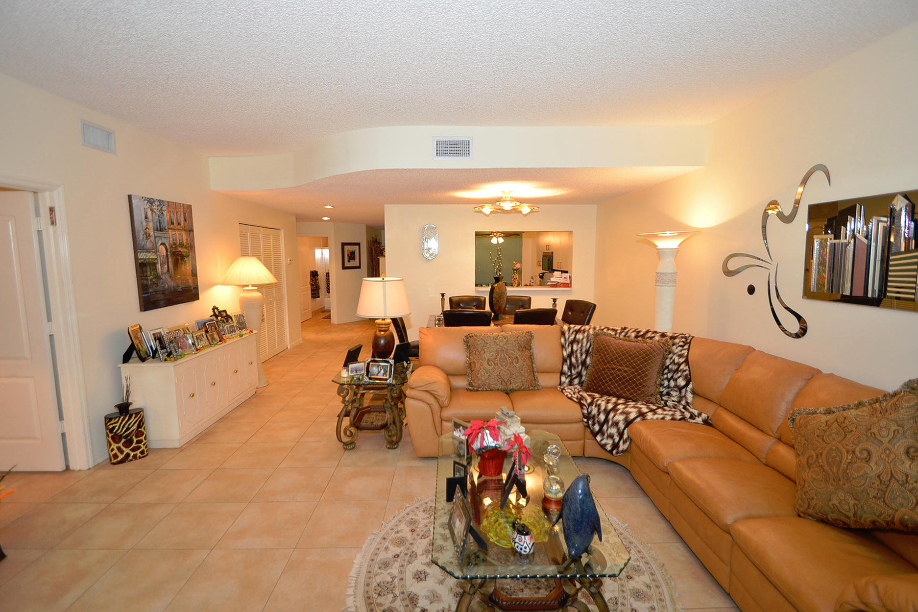 8742 Vía Reale, Unit 1 Boca Raton, FL 33496 - Photo 6 of 27 DSC_0106