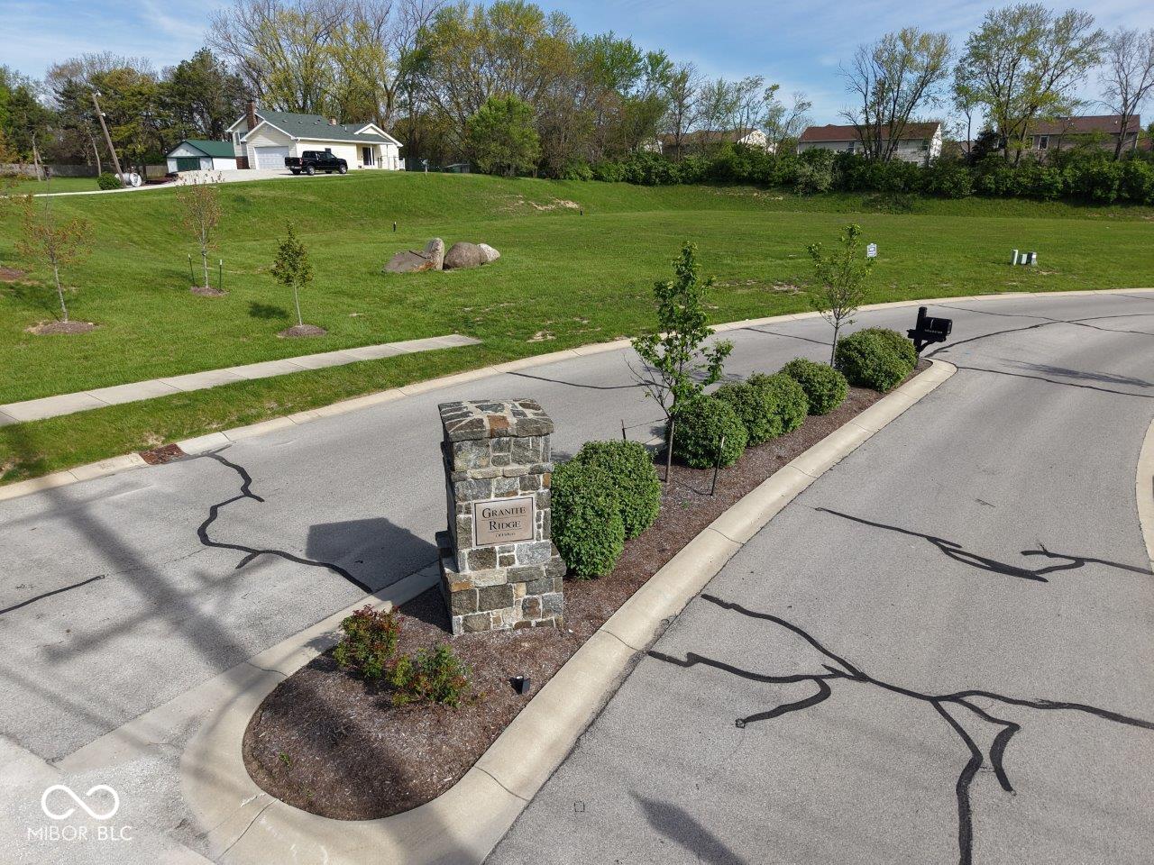 12662 Granite Ridge Circle Fishers, IN 46038 - Photo 2 of 10