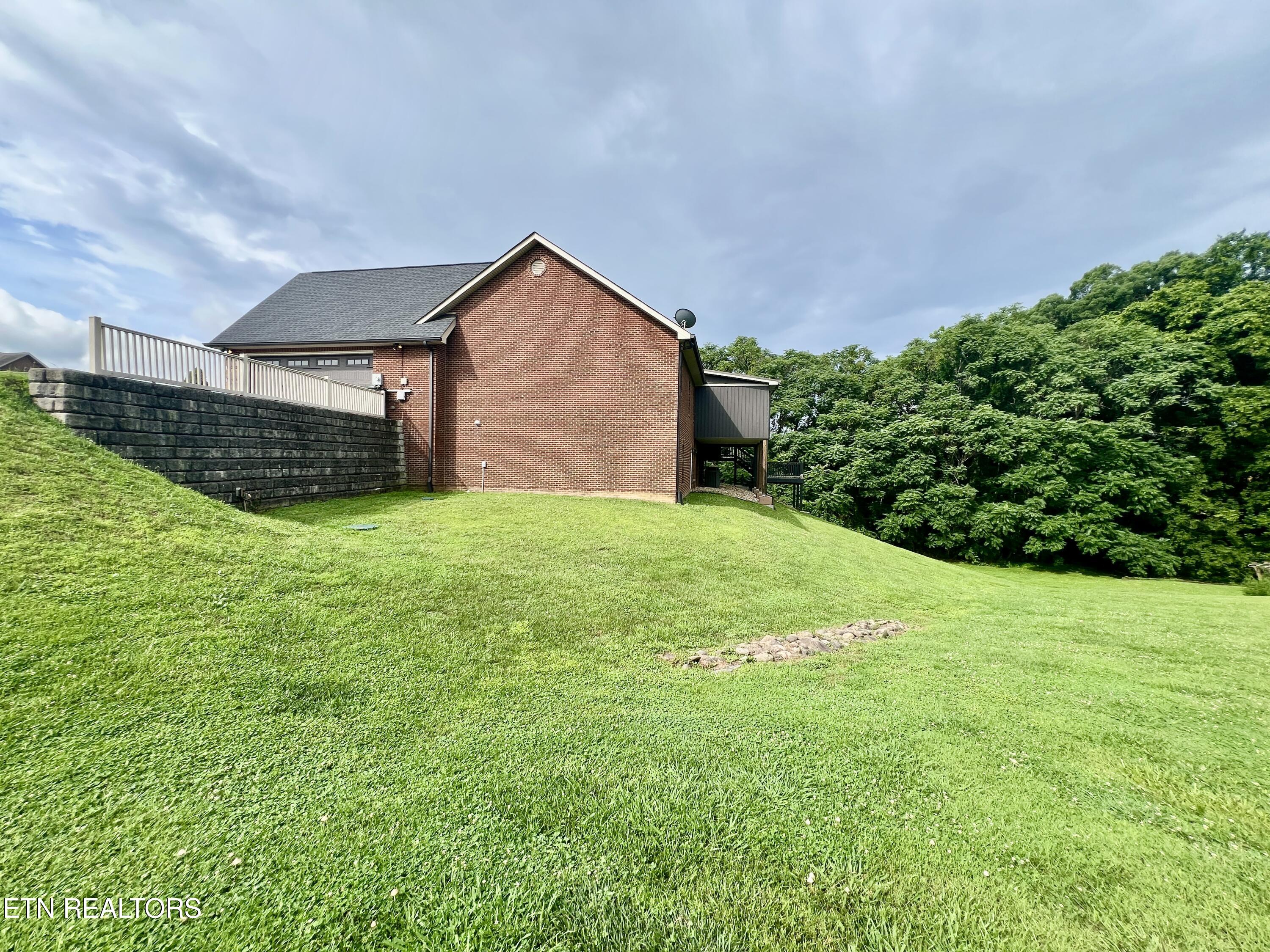1329 Robert Ridge Road Sevierville, TN 37862 - Photo 50 of 59 20250616_135133871_iOS
