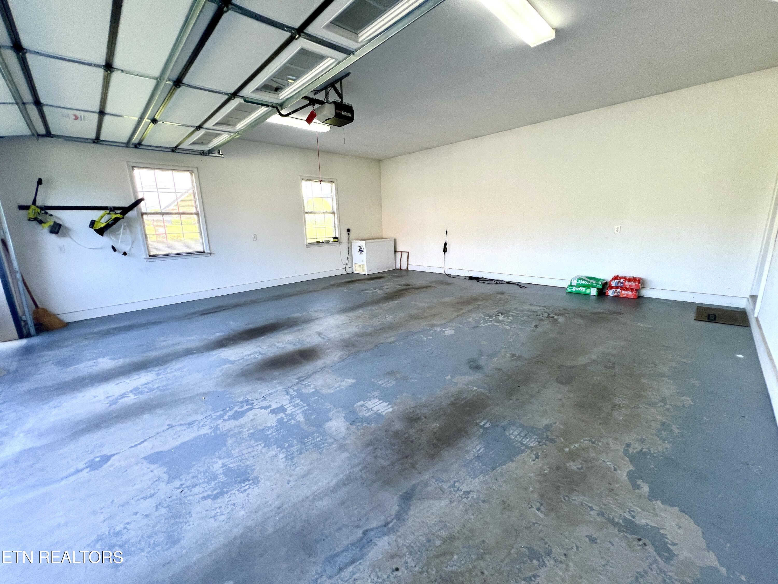 1329 Robert Ridge Road Sevierville, TN 37862 - Photo 58 of 59 20250617_221802159_iOS