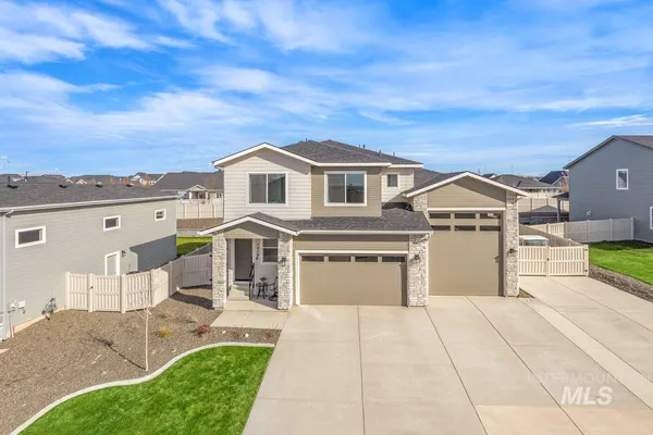 $709,700 | 1218 Stirling Meadows Court, Middleton, ID 83644