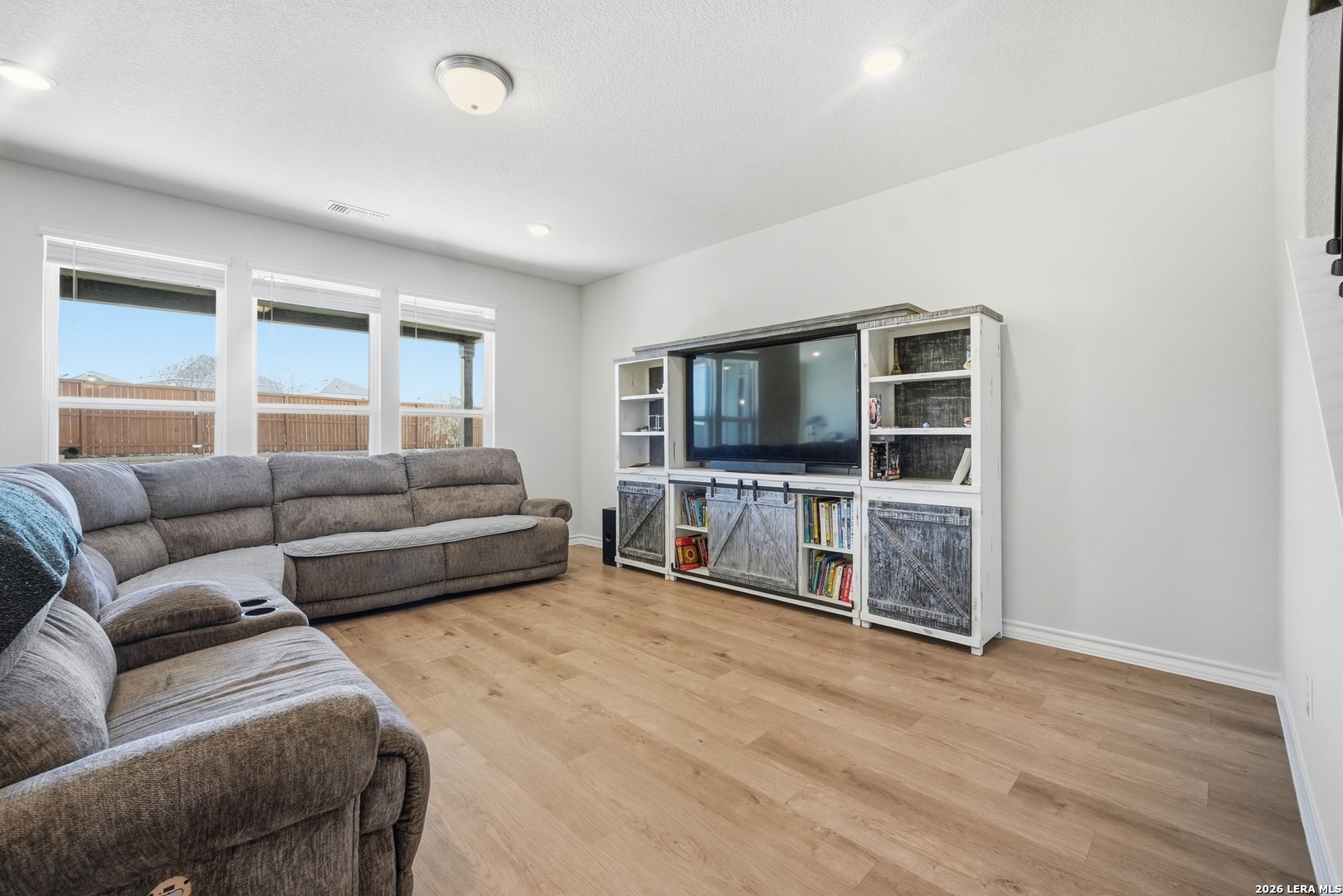 4803 Conch Shell San Antonio, TX 78245 - Photo 9 of 24