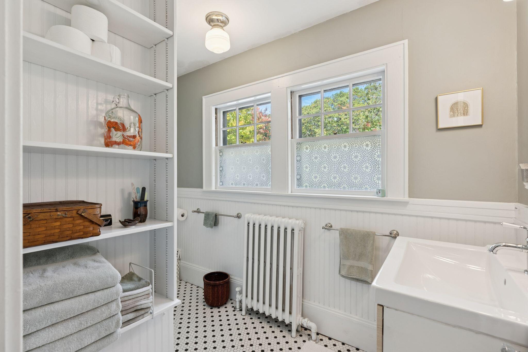 89 Clinton Street Portland, ME 04103 - Photo 27 of 51 41_DSC02396