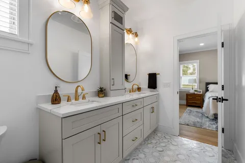 $1,175,000 | 17 Josiah Path, Falmouth, MA 02540