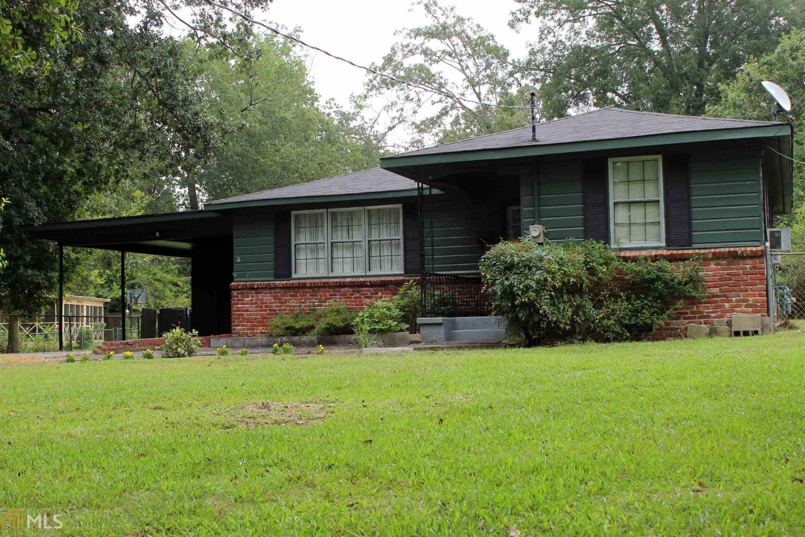 9 Watts Way Rome, GA 30165 - Photo 1 of 1 front view of a house with a yard
