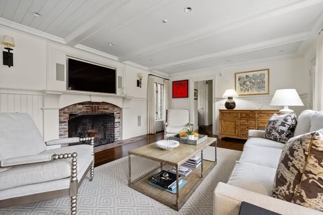 $3,750,000 | 10 Audubon Road, Weston, MA 02493