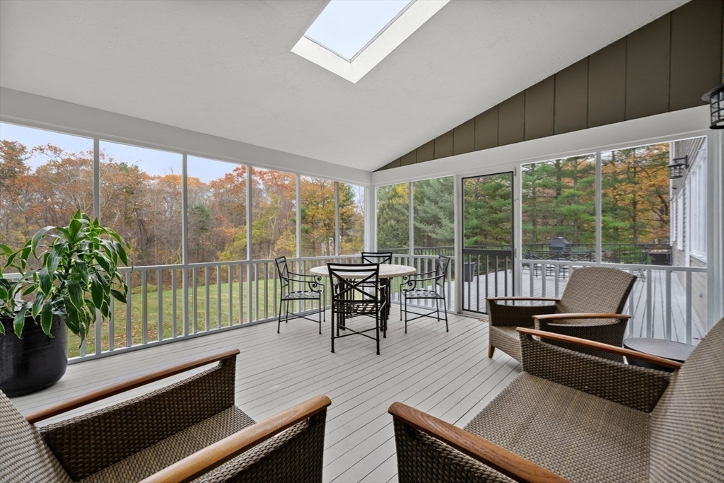 10 Audubon Road Weston, MA 02493 - Photo 15 of 37