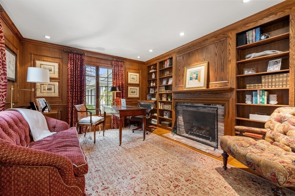 10 Audubon Road Weston, MA 02493 - Photo 16 of 37