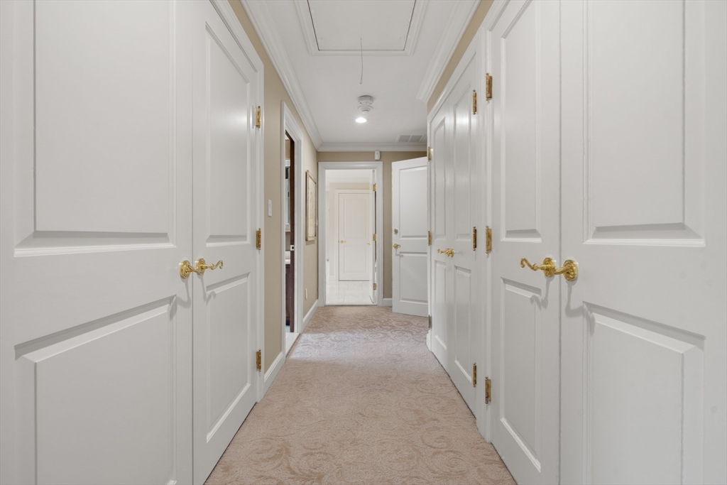 10 Audubon Road Weston, MA 02493 - Photo 25 of 37