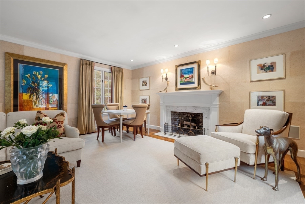 10 Audubon Road Weston, MA 02493 - Photo 4 of 37