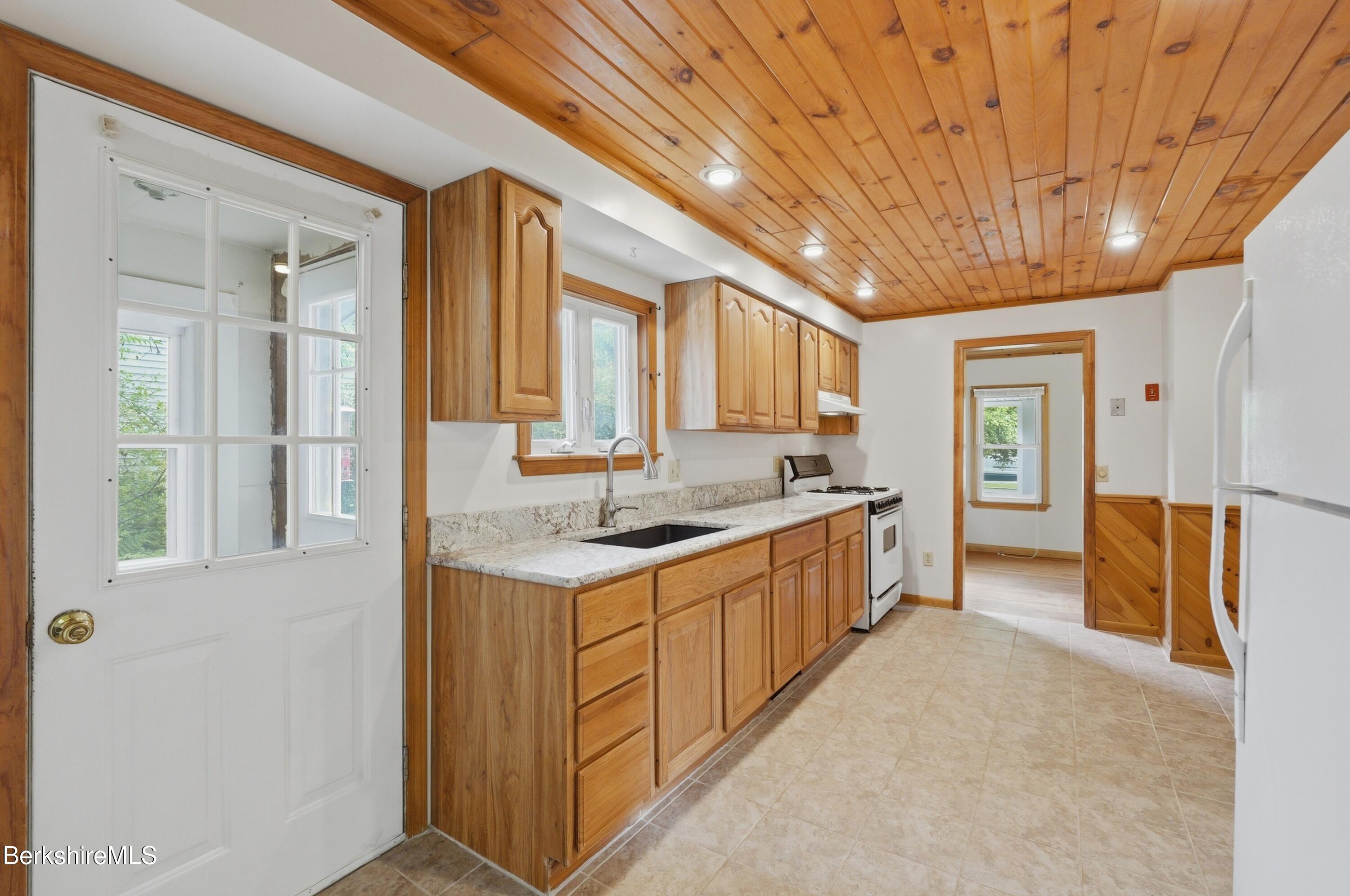688 Cheshire Road Lanesborough, MA 01237 - Photo 14 of 33 Kitchen
