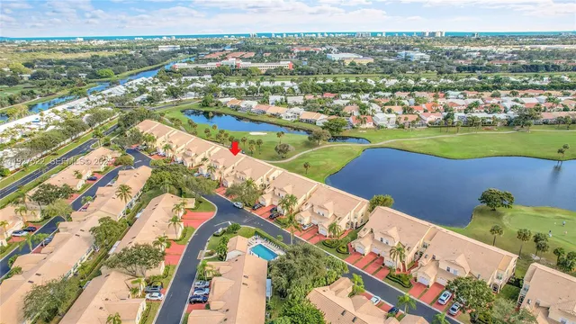 $465,000 | 17317 Boca Club Boulevard, Unit 7, Boca Raton, FL 33487