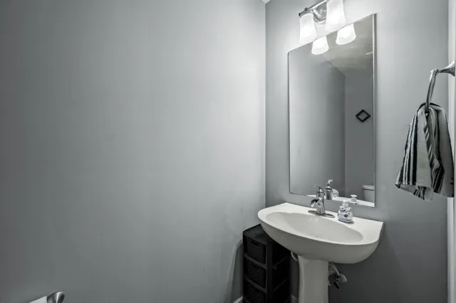 $345,000 | 3708 Lausanne Drive, Nashville, TN 37211