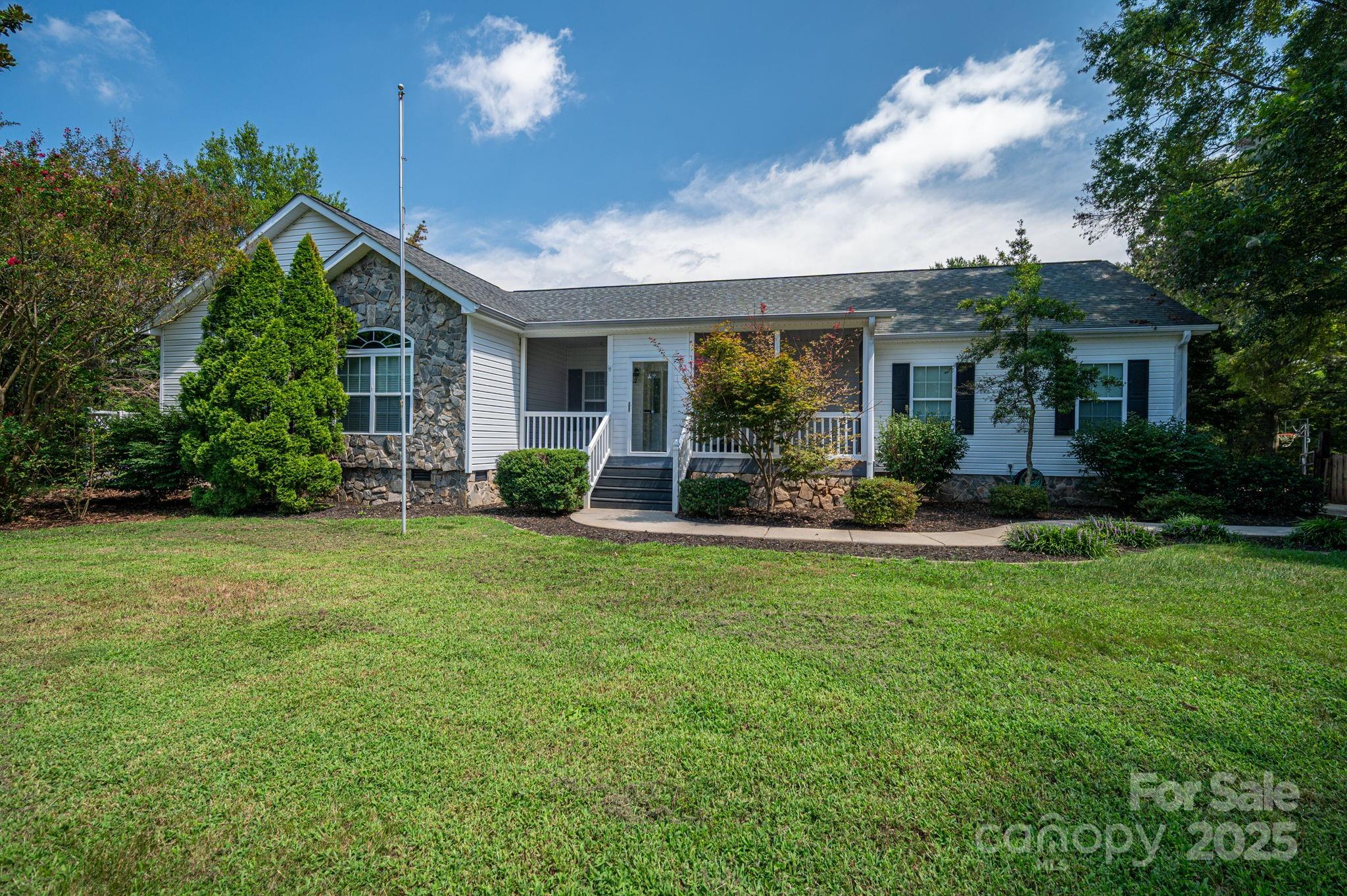 1414 Startown Road Lincolnton, NC 28092 - Photo 3 of 44 Gallery Image 3
