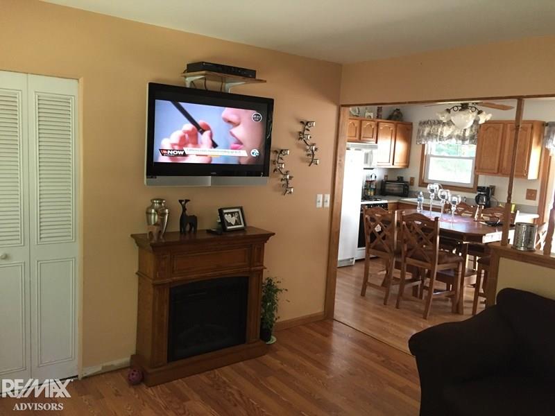 6408 Swartout Road Algonac, MI 48001 - Photo 4 of 23
