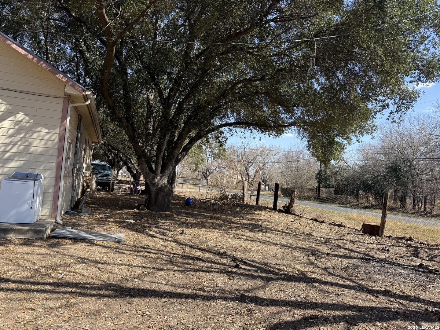 11865 Briggs Road Atascosa, TX 78002 - Photo 10 of 12