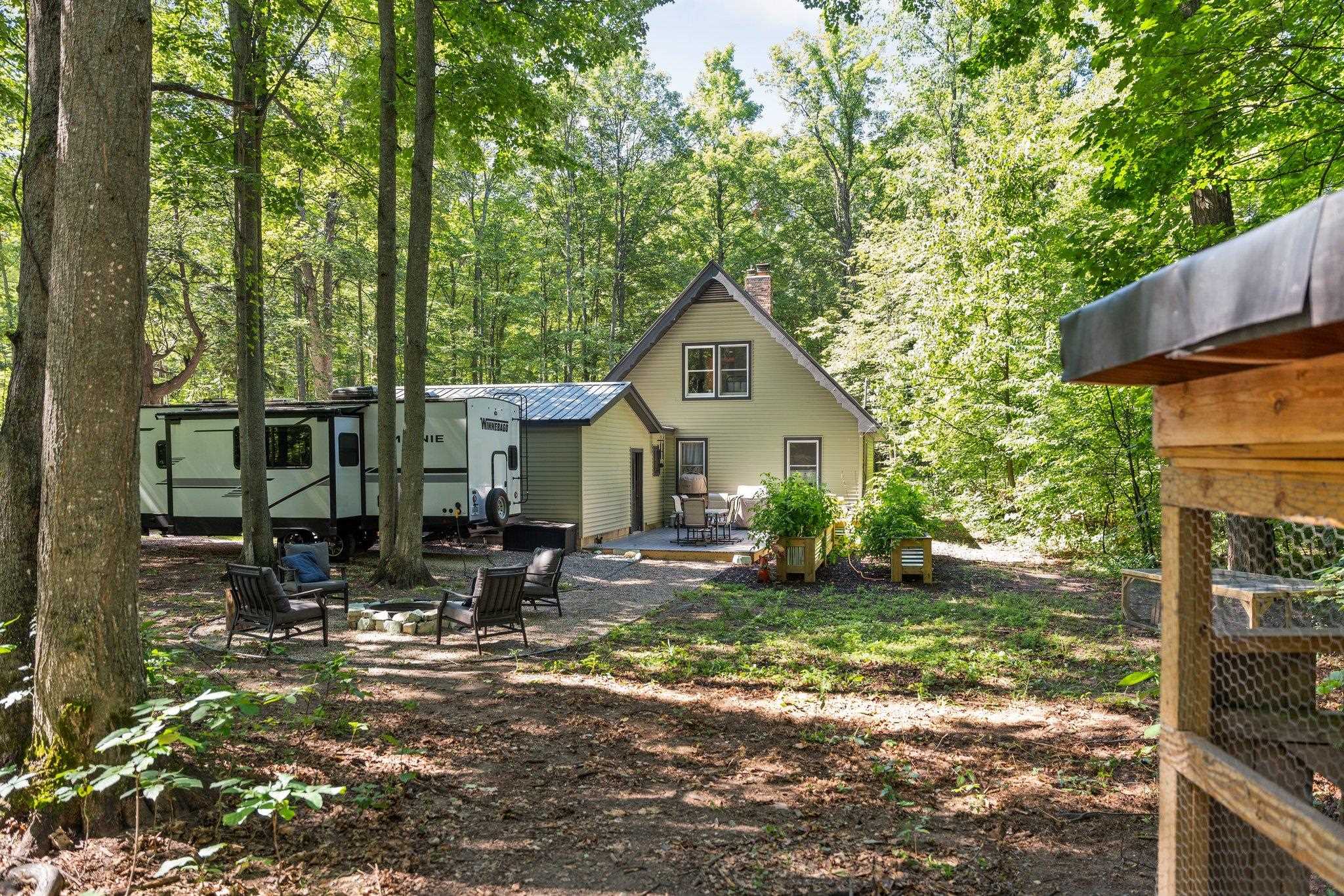 2170 North Jacobson Road Suttons Bay, MI 49682 - Photo 49 of 59 Gallery Image 49