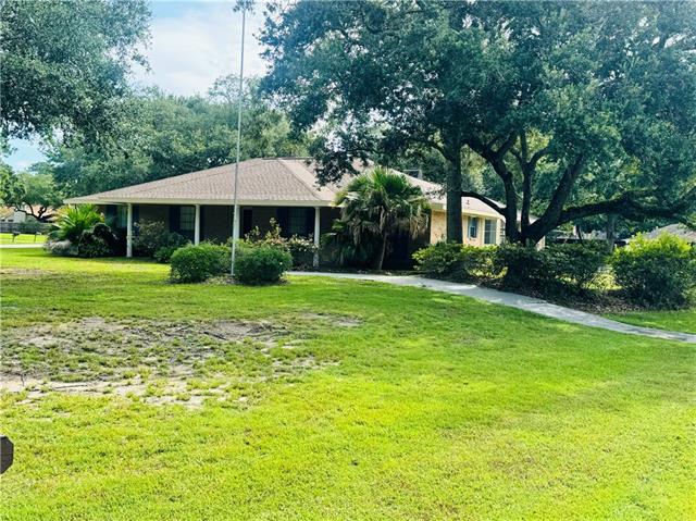 214 Camden Street Slidell, LA 70461 - Photo 2 of 20