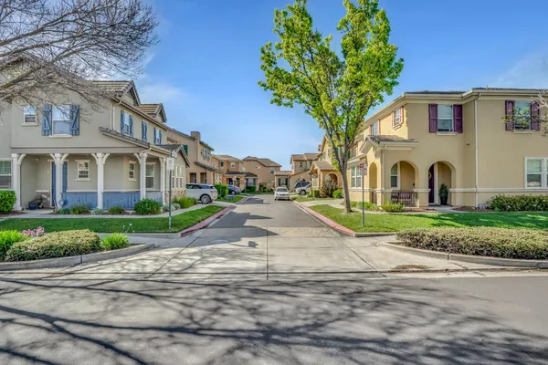 $599,000 | 17125 Laurel Oak Lane, Lathrop, CA 95330