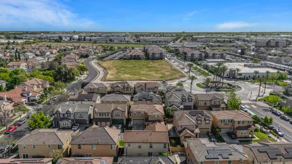 $599,000 | 17125 Laurel Oak Lane, Lathrop, CA 95330