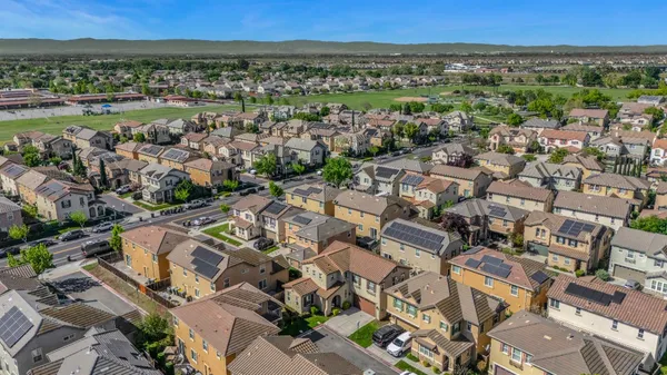 $599,000 | 17125 Laurel Oak Lane, Lathrop, CA 95330