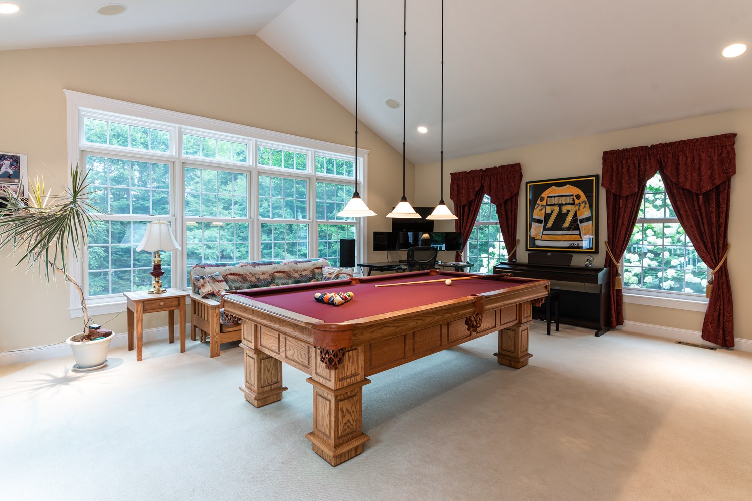 6 Carriage Road New Boston, NH 03070 - Photo 21 of 40 Gallery Image 21