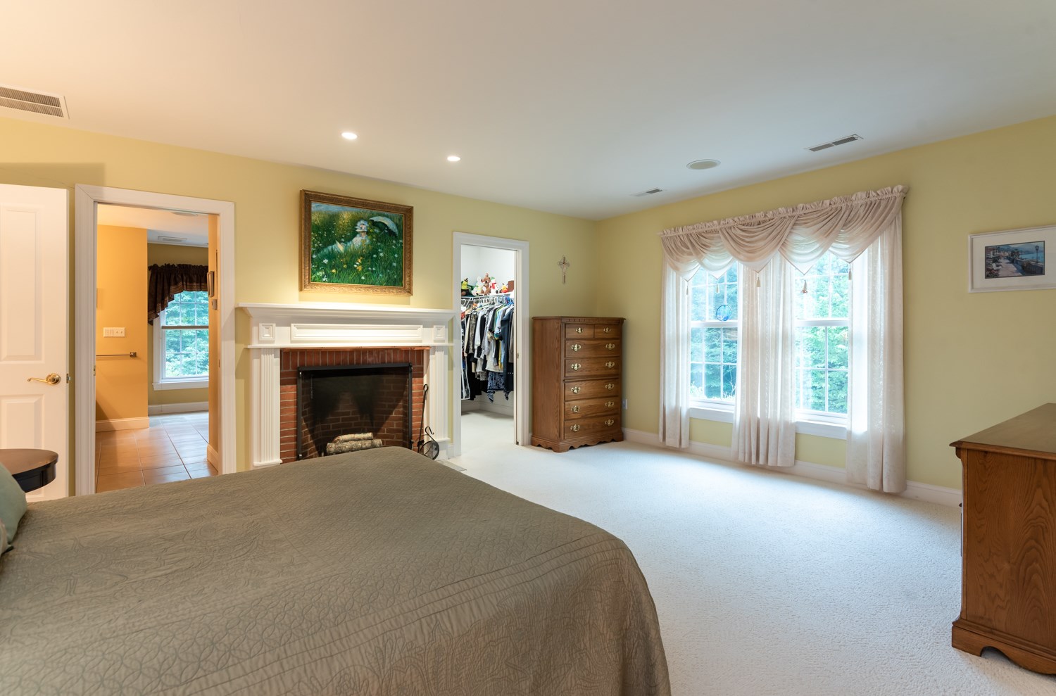 6 Carriage Road New Boston, NH 03070 - Photo 24 of 40 Gallery Image 24