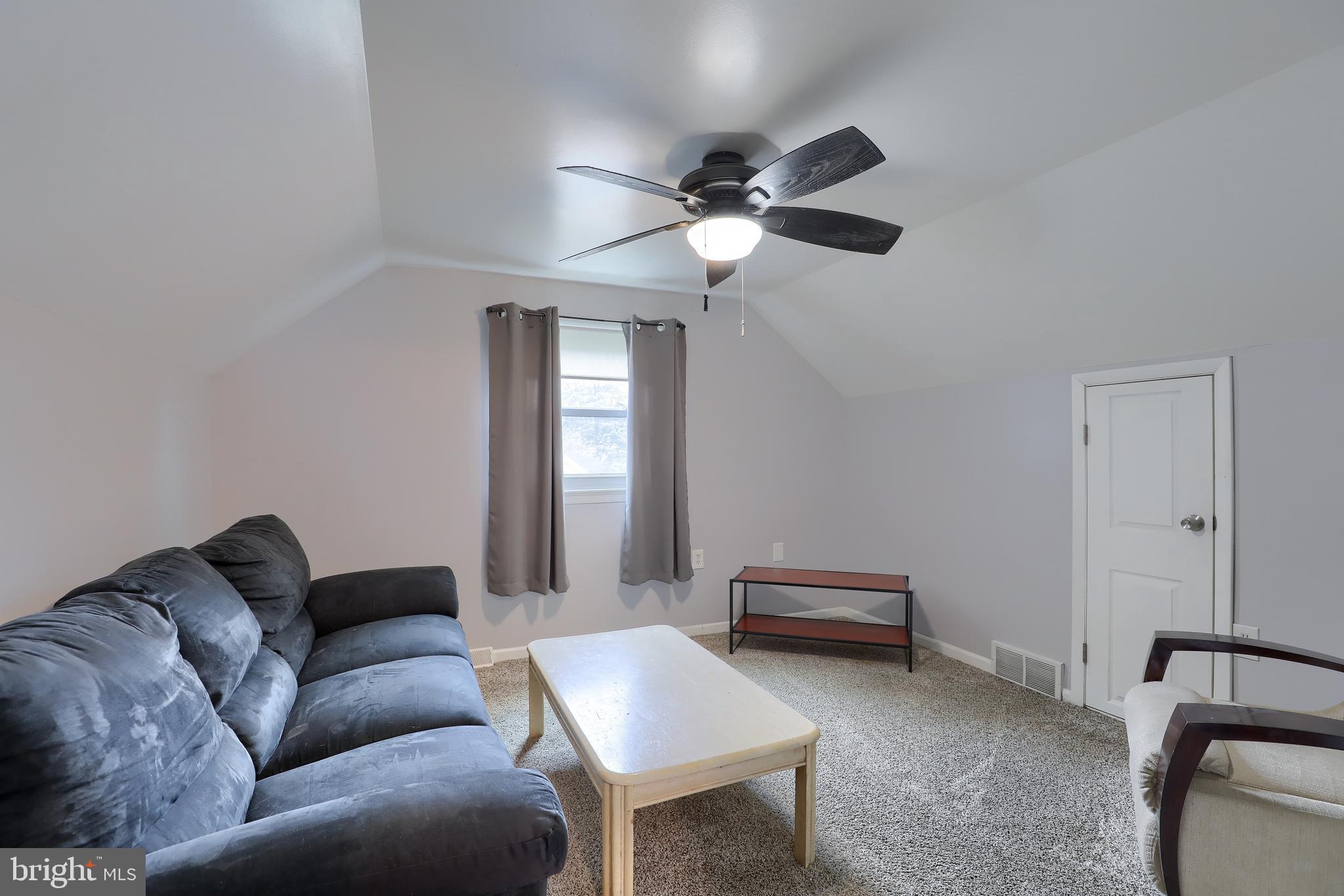 232 Cardinal Road Lititz, PA 17543 - Photo 24 of 33